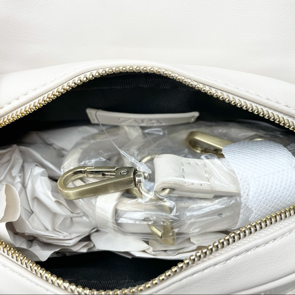 Zara | Lionhead Convertible Crossbody / Belt Bag - Picture 9 of 10